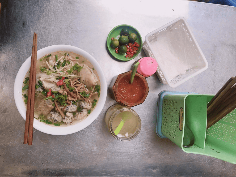 B&uacute;n mọc Hạnh B&eacute;o cũng l&agrave; một lựa chọn ăn s&aacute;ng hợp l&yacute; nếu bạn th&iacute;ch m&oacute;n ăn nhẹ nh&agrave;ng, thanh đạm (Nguồn: B&uacute;n: măng,mọc,sườn Hạnh B&eacute;o)